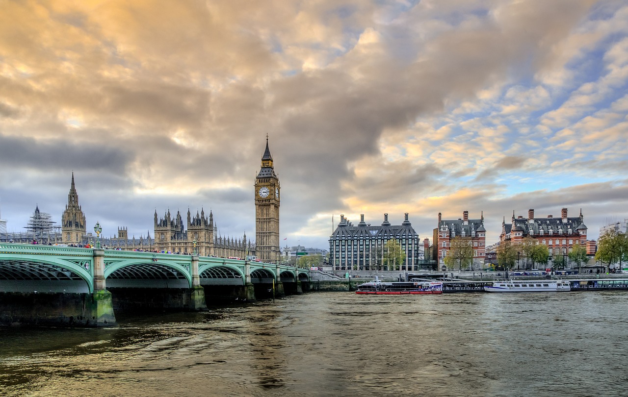 Exploring the Rise of CFO as a Service in London: A New Era for Financial Leadership